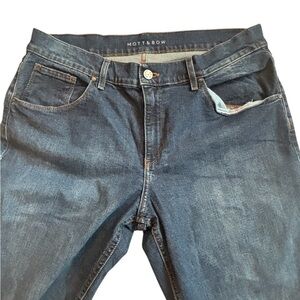 Mott & bow Boyfriend Jeans Size 32